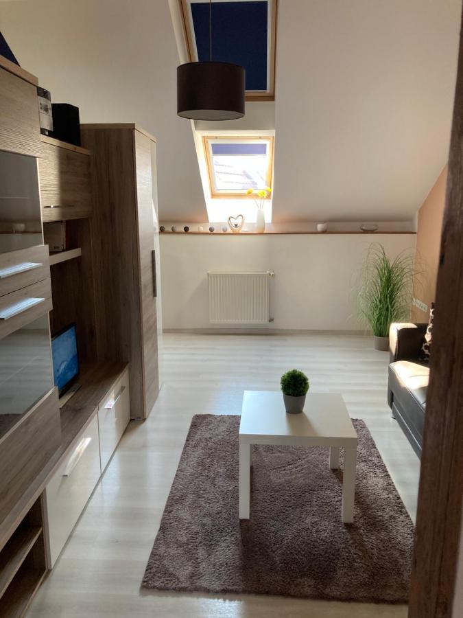 Esztergom Apartman Exteriör bild