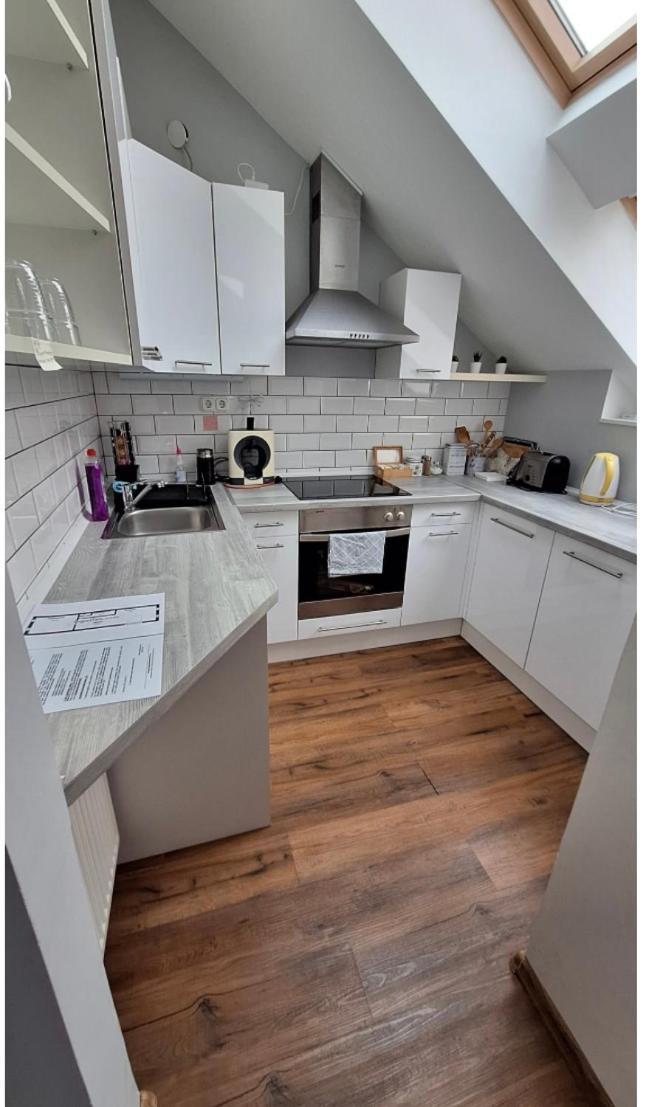 Esztergom Apartman Exteriör bild