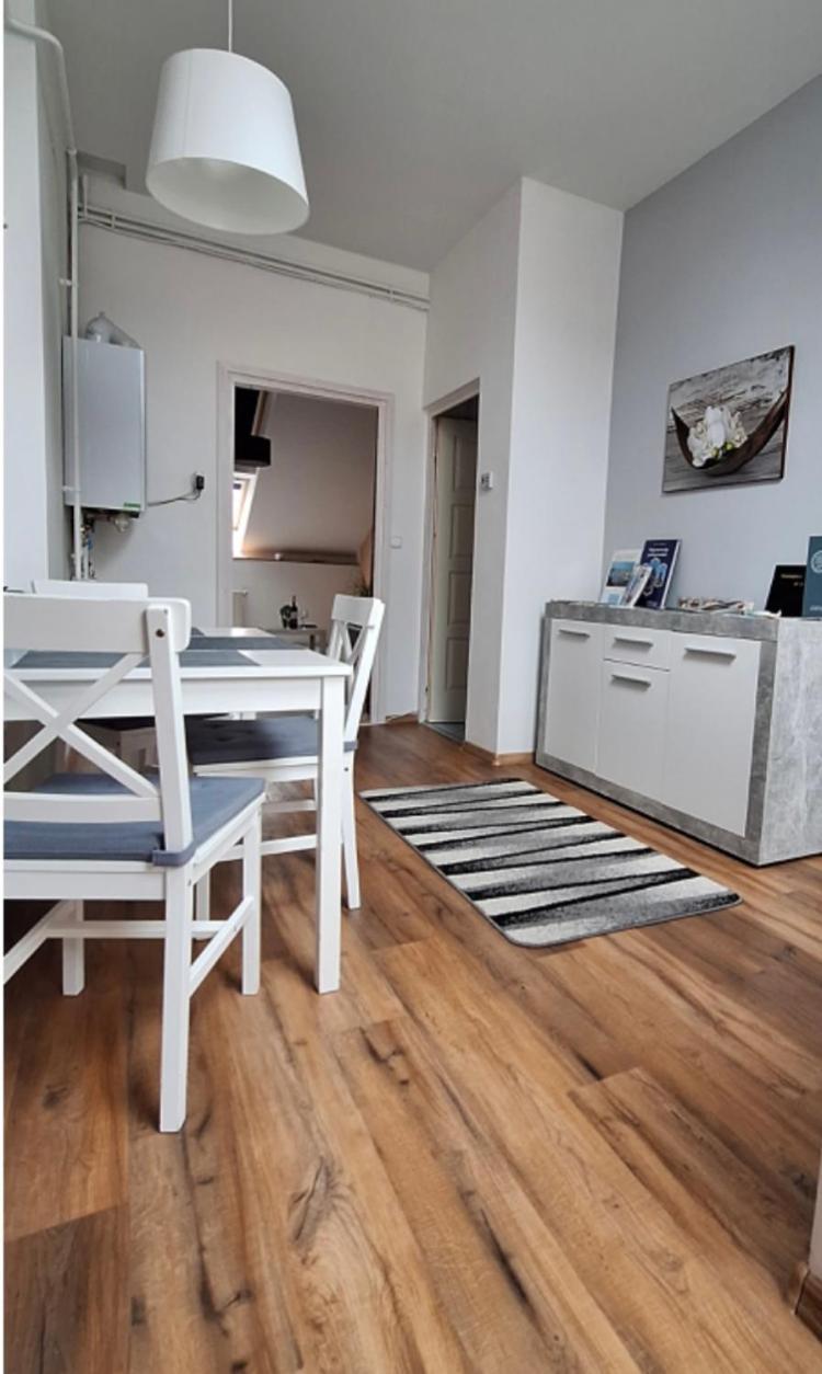 Esztergom Apartman Exteriör bild